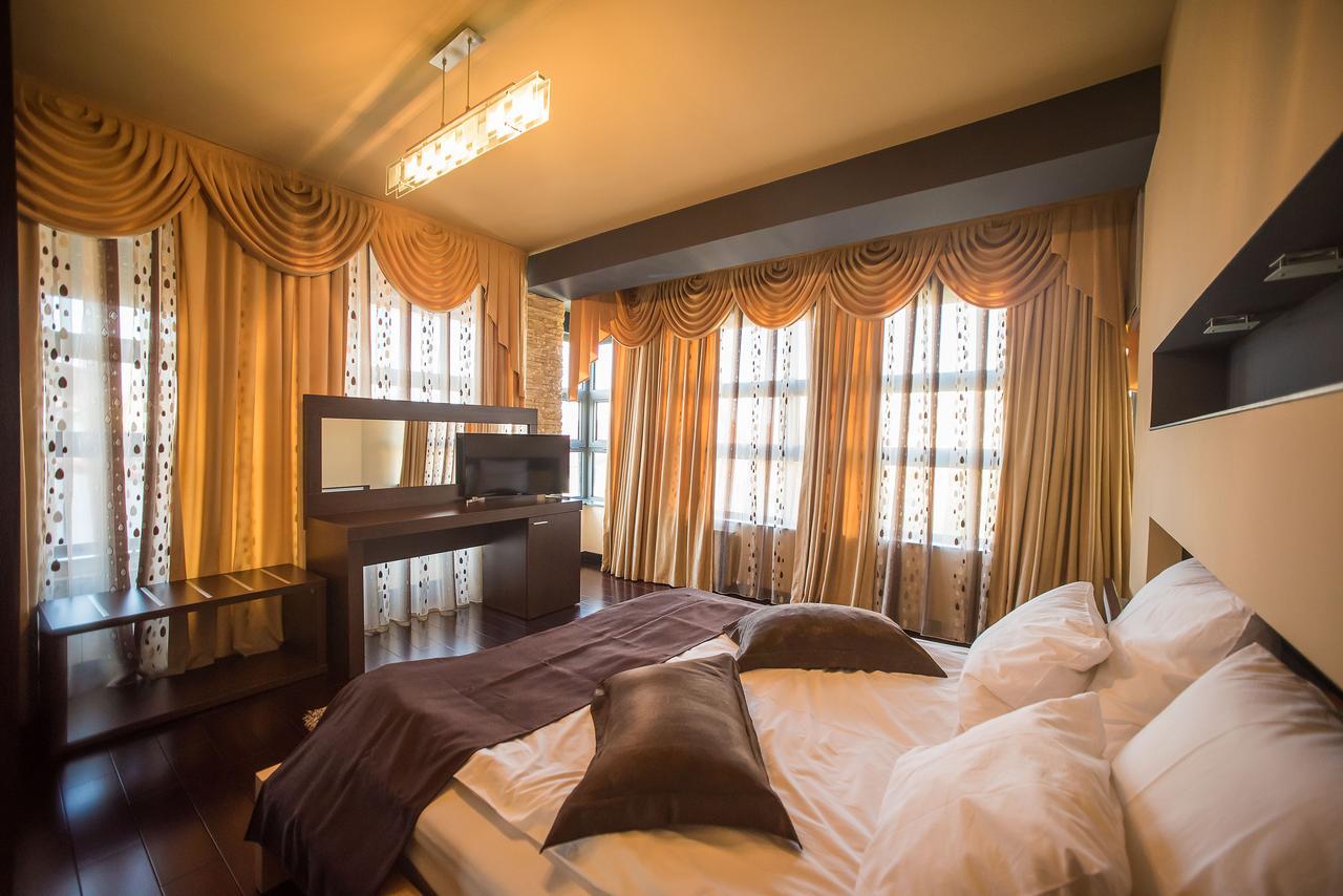 Simple Rooms Self Check In Бухарест Екстер'єр фото